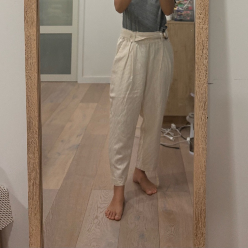 Ann taylor tapered pants with belt